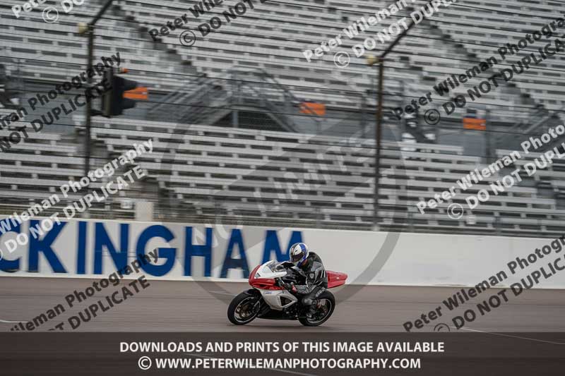 Rockingham no limits trackday;enduro digital images;event digital images;eventdigitalimages;no limits trackdays;peter wileman photography;racing digital images;rockingham raceway northamptonshire;rockingham trackday photographs;trackday digital images;trackday photos